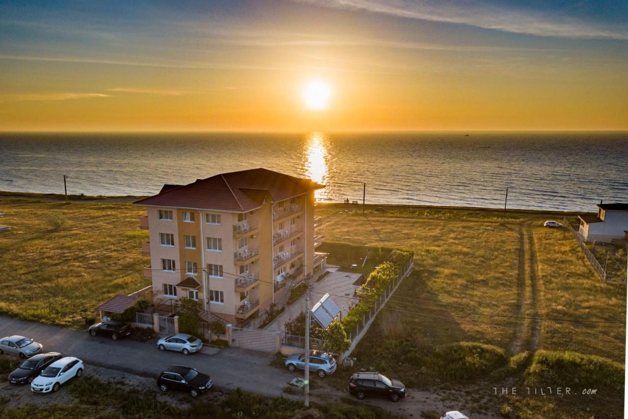 Casa Eden Hotel Costinesti Buitenkant foto