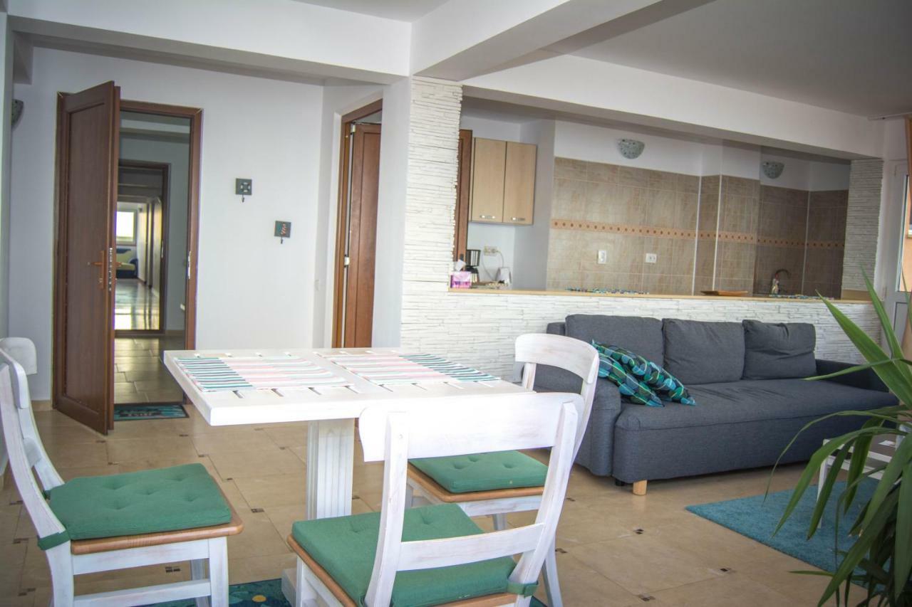 Casa Eden Hotel Costinesti Buitenkant foto